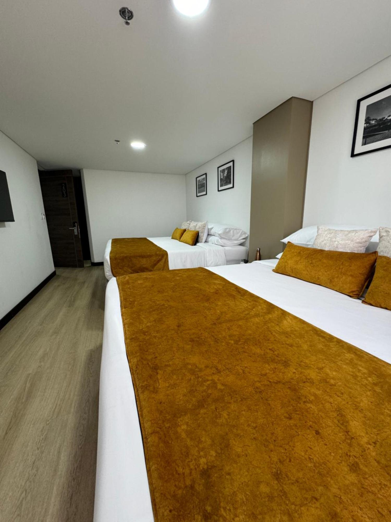 Hotel Wlh Gold Bogotá Zewnętrze zdjęcie