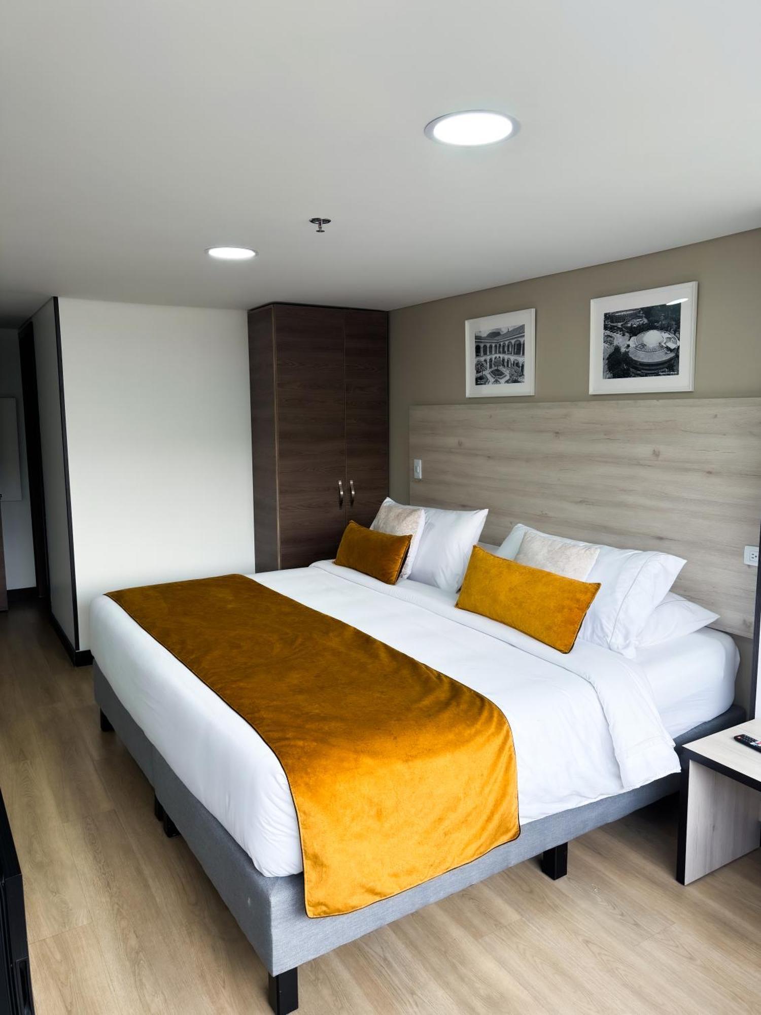 Hotel Wlh Gold Bogotá Zewnętrze zdjęcie