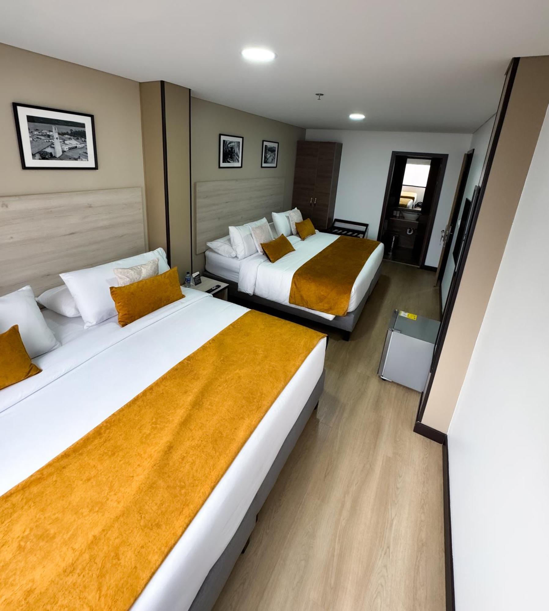 Hotel Wlh Gold Bogotá Zewnętrze zdjęcie