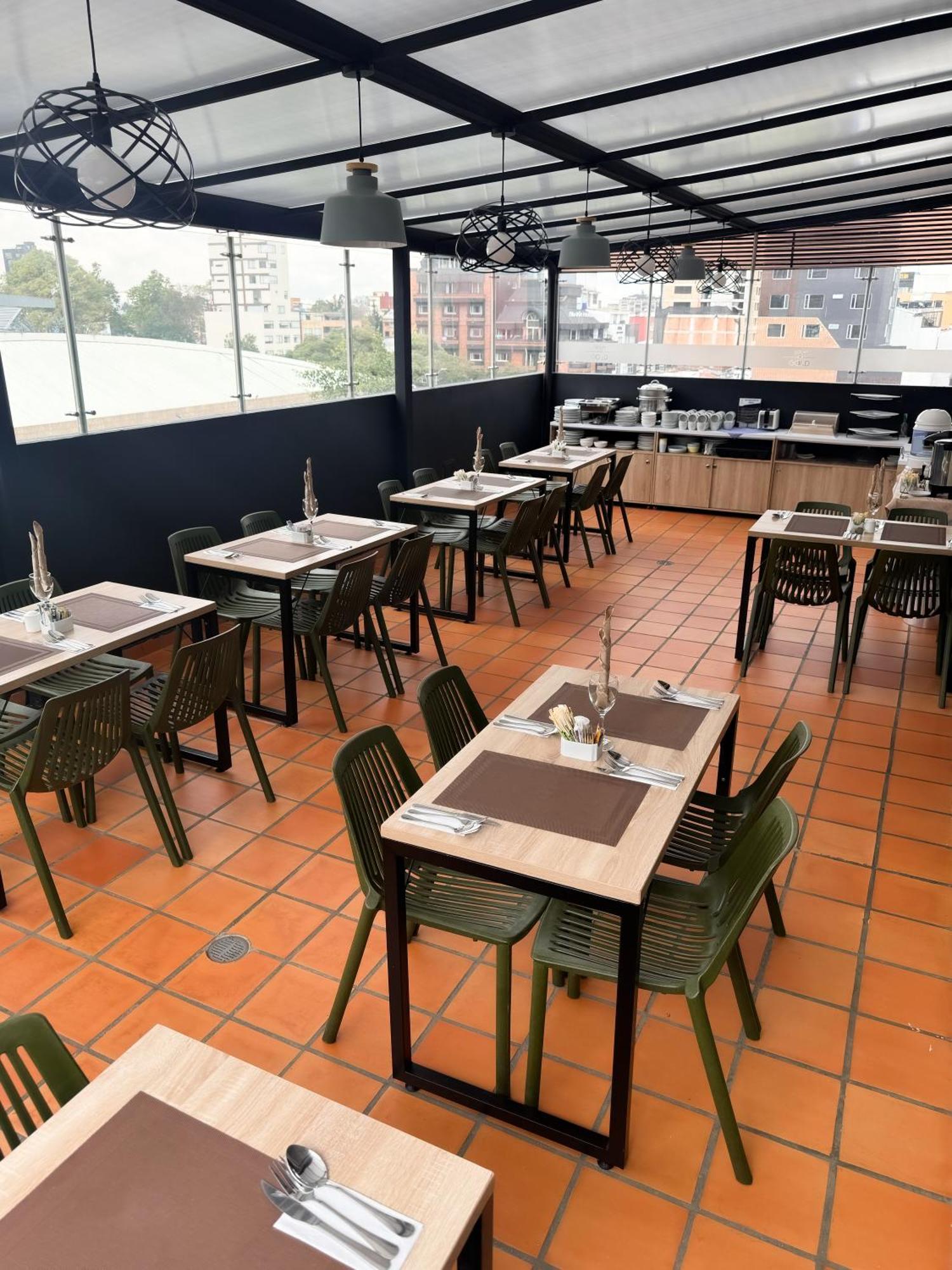 Hotel Wlh Gold Bogotá Zewnętrze zdjęcie